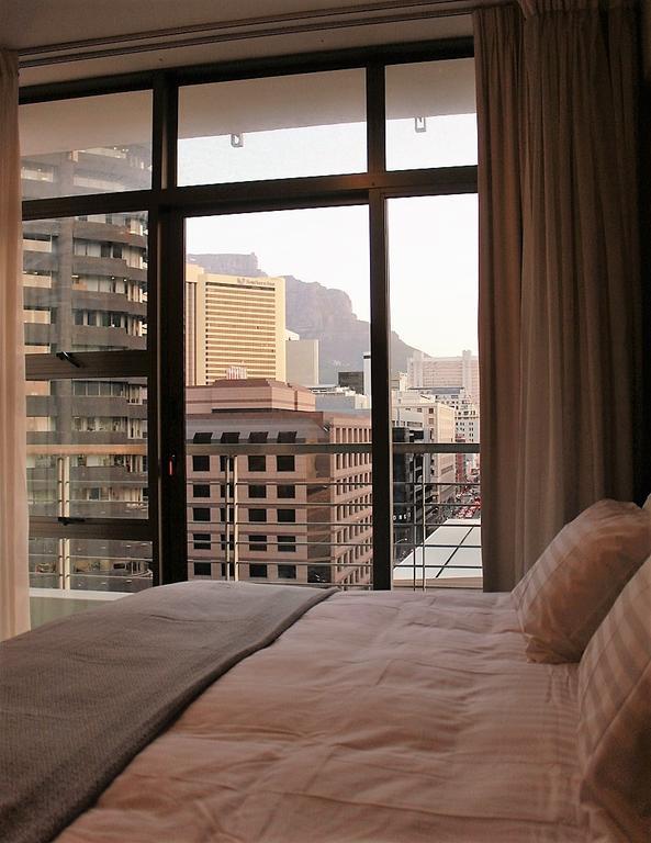 Full Power, Long Stay Rates, Walk To V&A Waterfront, Fibre Wifi, Gym & Pool Kaapstad Buitenkant foto